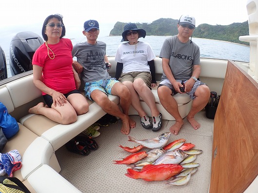 台風後もエキサイティングな西表島の釣りと美しい網取シュノーケリング!