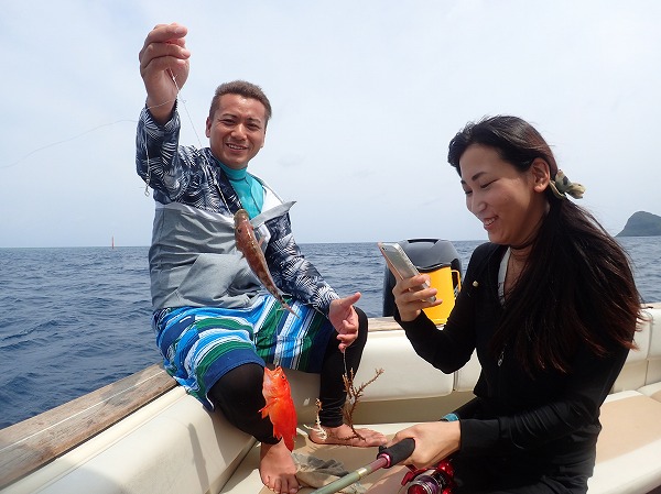 石垣島や竹富島や小浜島から奥西表ボートチャーターシュノーケル＆釣りツアー