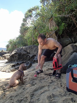 西表島でペットと一緒にシュノーケリングなら貸切ツアーのメラマウリゾート