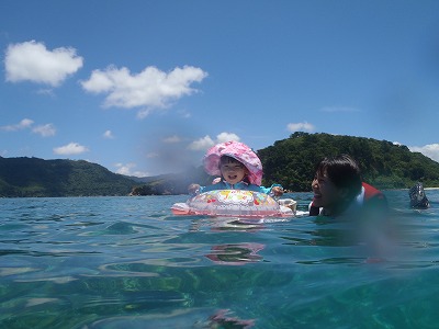 西表島のイダの浜沖でシュノーケリング 西表島のイダの浜沖でシュノーケリング