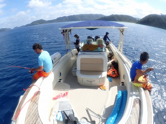 石垣島より奥西表貸切ボートチャーターシュノーケリング釣り体験ダイビング