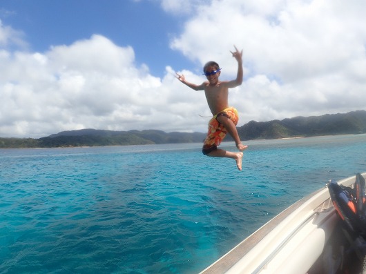 石垣島より奥西表貸切ボートチャーターシュノーケリング釣り体験ダイビング