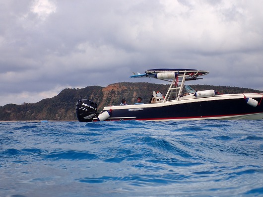 石垣島より奥西表貸切ボートチャーターシュノーケリング釣り体験ダイビング